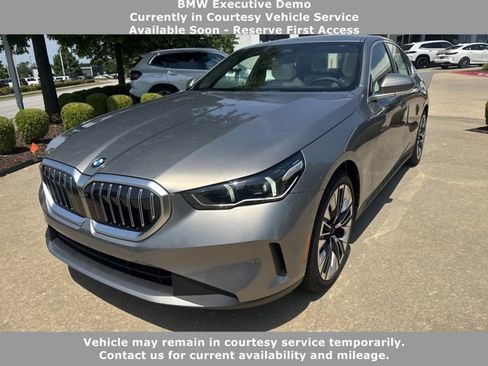 Certified 2026 BMW 530i xDrive w/ Premium Package image 1