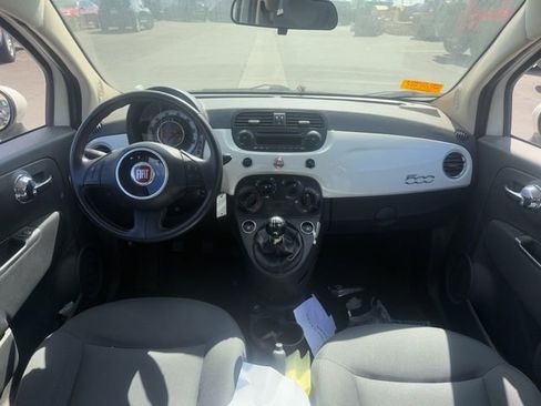 Used 2015 FIAT 500 Pop image 10