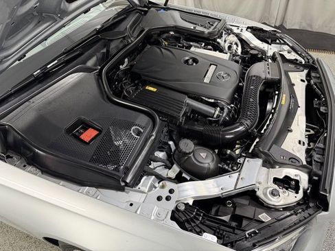 Used 2018 Mercedes-Benz E 300 4MATIC image 25