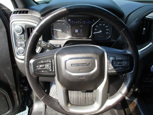 Used 2022 GMC Sierra 3500 Denali w/ Denali Ultimate Package AWD/4WD image 18