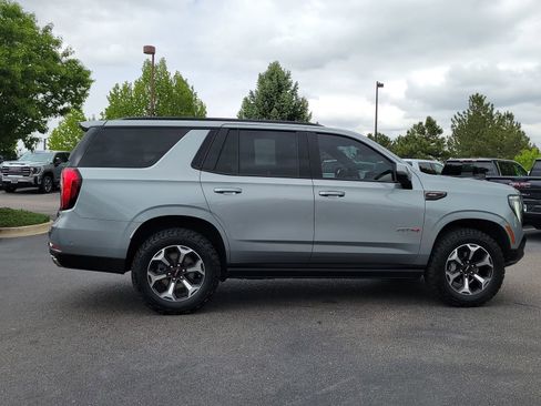 Used 2025 GMC Yukon AT4 Ultimate AWD/4WD image 2