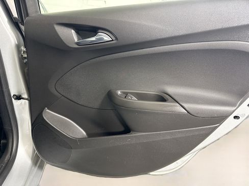 Used 2016 Chevrolet Cruze LS FWD image 25