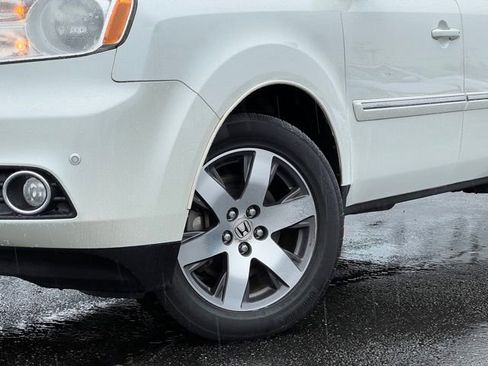 Used 2012 Honda Pilot Touring image 2