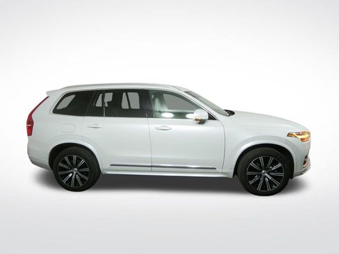 Used 2023 Volvo XC90 B6 Plus AWD/4WD image 2