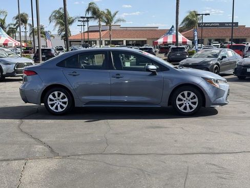 Used 2025 Toyota Corolla LE FWD image 4
