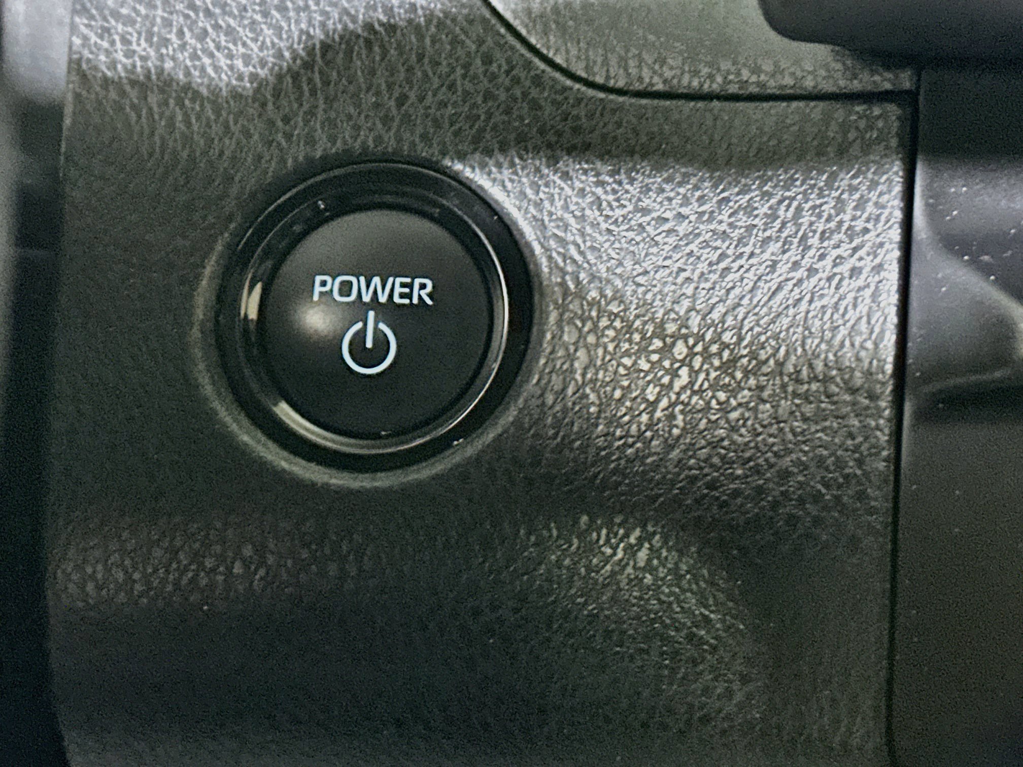 Used 2025 Toyota Camry LE w/ Convenience Package FWD image 20