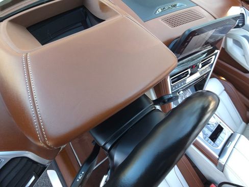 Used 2023 BMW M850i xDrive Convertible image 18