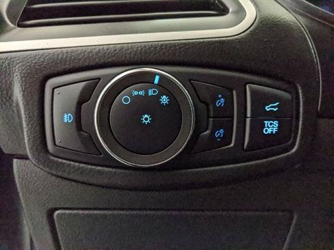 Certified 2022 Ford Edge SEL w/ Sport Appearance Package AWD/4WD image 13
