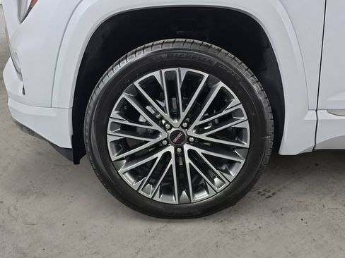 Used 2026 GMC Terrain Denali AWD/4WD image 9