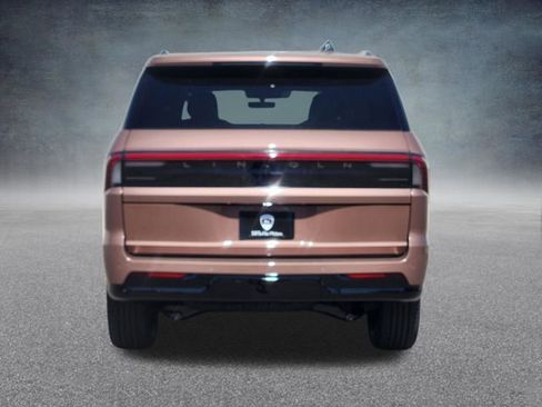 New 2026 Lincoln Navigator Black Label AWD/4WD image 6