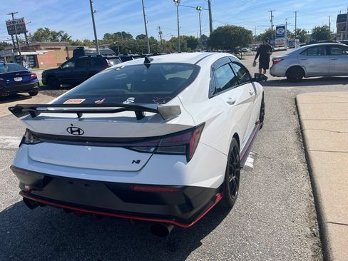 Used 2025 Hyundai Elantra N FWD image 4