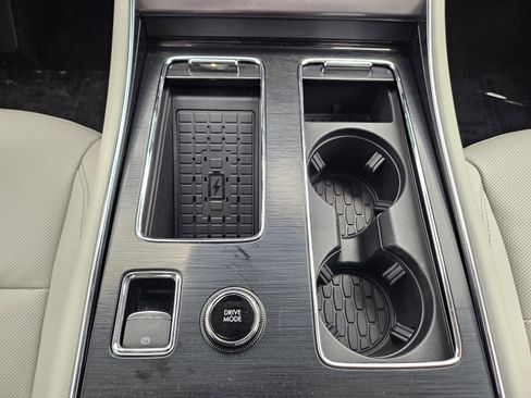 New 2026 Lincoln Aviator AWD image 19