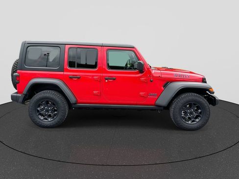 Used 2023 Jeep Wrangler Unlimited w/ Cold Weather Group AWD/4WD image 9