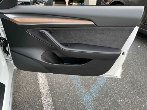 Used 2021 Tesla Model 3 Long Range AWD/4WD image 62