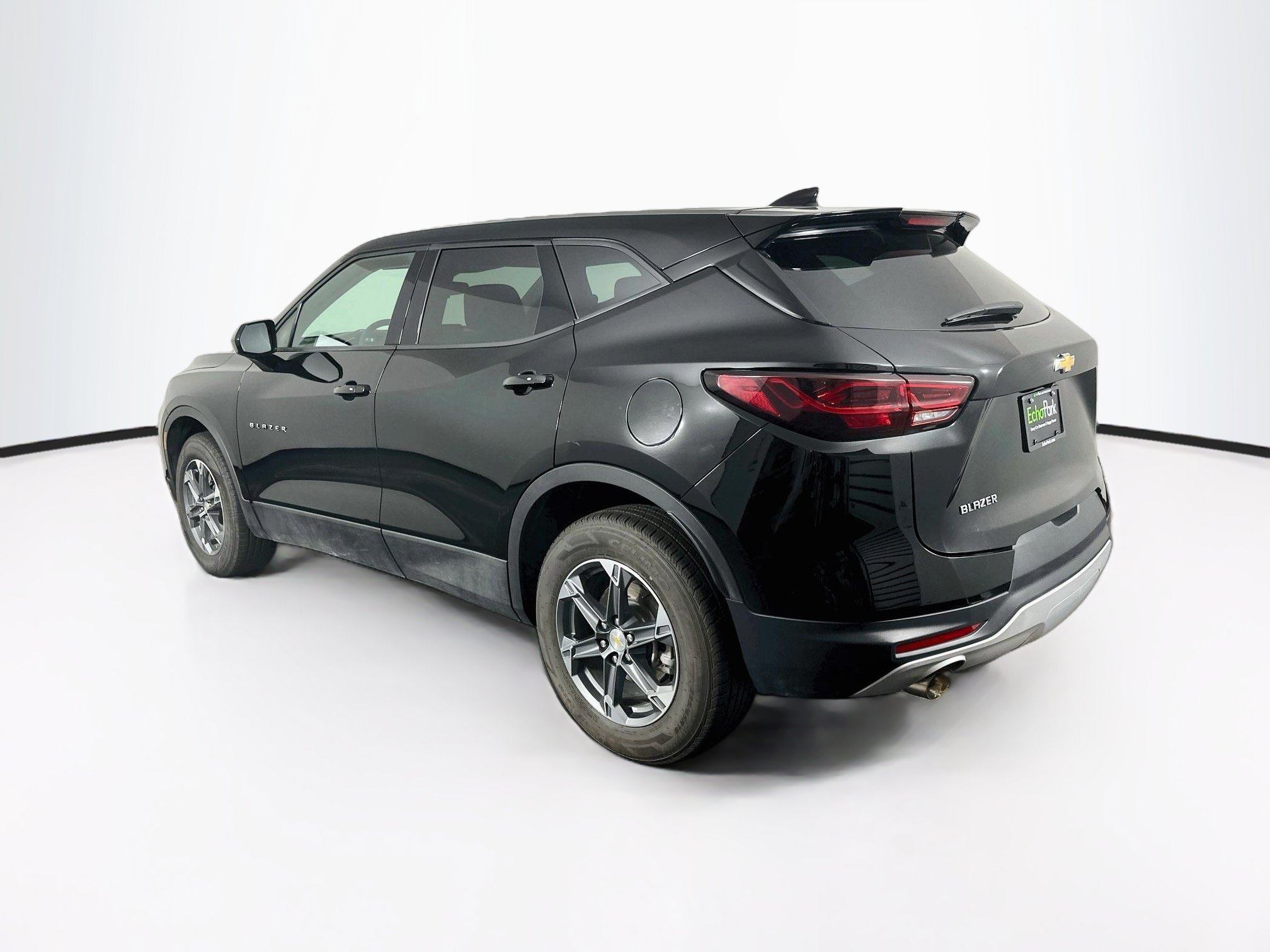 Used 2025 Chevrolet Blazer LT FWD image 5