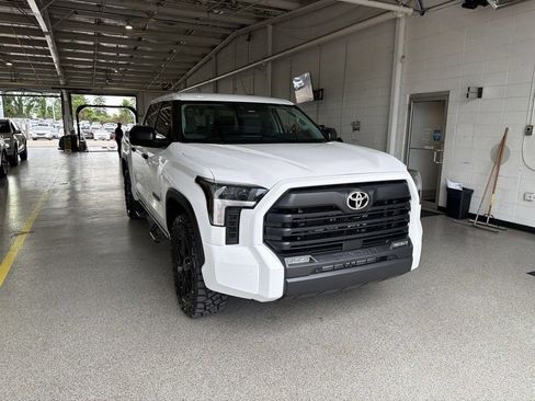 Used 2024 Toyota Tundra SR5 w/ SR5 Convenience Package AWD/4WD image 2