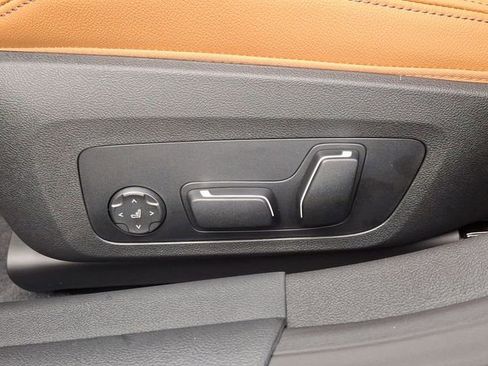 Certified 2025 BMW i4 xDrive40i w/ Driving Assistance Package image 13