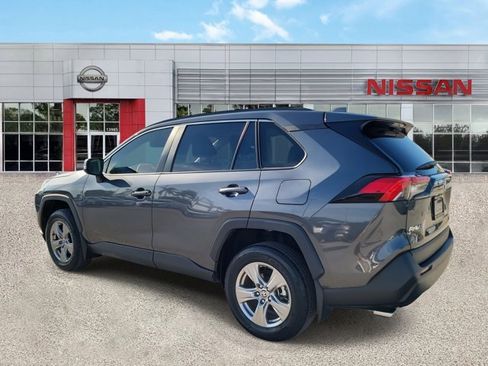 Used 2024 Toyota RAV4 XLE w/ Convenience Package image 6