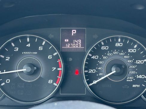 Used 2011 Subaru Legacy 2.5i Limited w/ Popular Equipment Group 2C AWD/4WD image 21