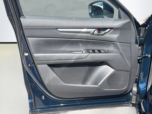 New 2025 MAZDA CX-5 AWD 2.5 S w/ Preferred Package image 22