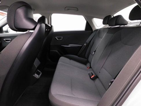 Used 2025 Kia K4 LXS image 29