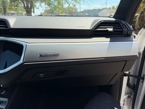 Used 2020 Audi Q3 2.0T Premium w/ Convenience Package image 35