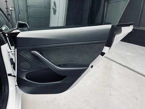 Used 2022 Tesla Model 3 RWD image 27