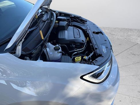 New 2026 Chrysler Pacifica Select image 45