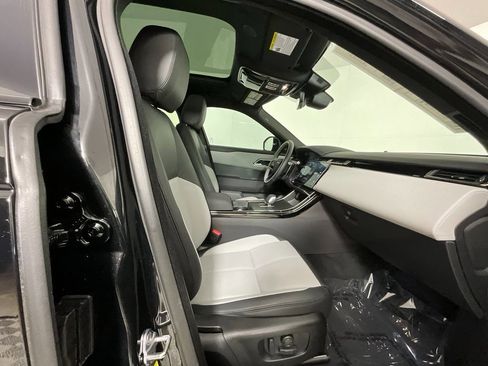 Used 2026 Land Rover Range Rover Velar S image 21
