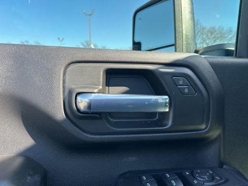New 2026 Chevrolet Silverado 2500 Custom w/ Custom Value Package AWD/4WD image 12