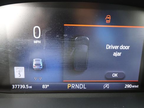 Used 2024 Ford Escape ST-Line w/ Tech Pack #1 FWD image 19