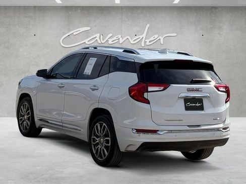 Used 2024 GMC Terrain Denali w/ Denali Premium Package AWD/4WD image 14