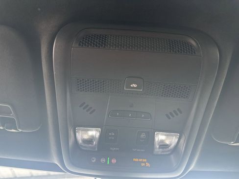 Certified 2023 Cadillac XT5 Sportv w/ Platinum Package image 34