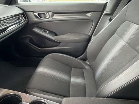 Used 2025 Honda Civic Sport image 22