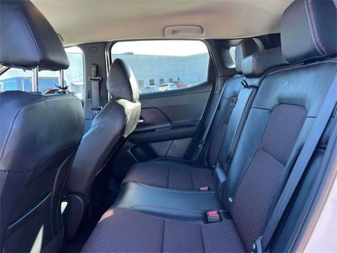Used 2025 Nissan Kicks SR image 12