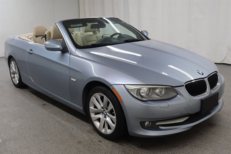 Used 2013 BMW 328i Convertible RWD image 1