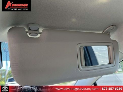 Used 2024 Toyota Corolla LE image 37