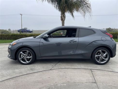 Used 2019 Hyundai Veloster 2.0 image 5