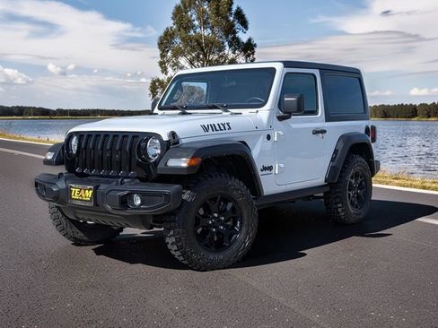 Used 2021 Jeep Wrangler Sport AWD/4WD image 2