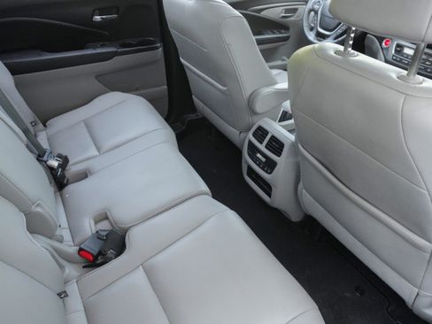 Used 2017 Honda Pilot EX-L image 29