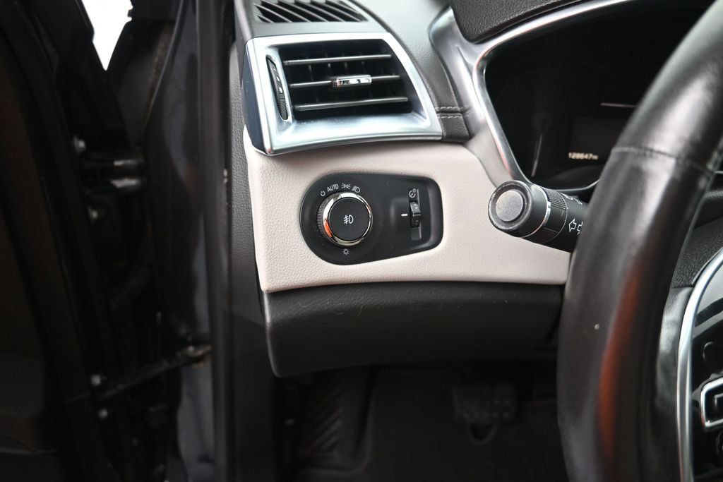 Used 2015 Cadillac SRX Performance w/ Trailering Package FWD image 12