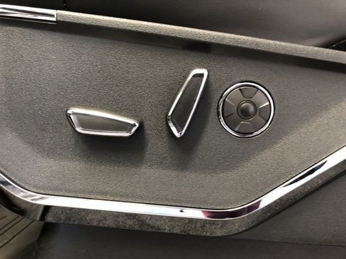 New 2025 Ford F150 Lightning Platinum AWD/4WD image 31