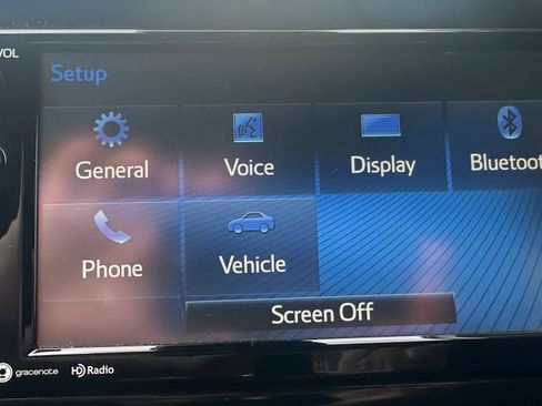 Used 2018 Toyota C-HR XLE FWD image 19