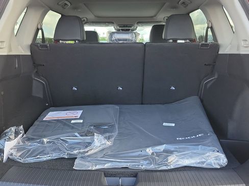 New 2026 Nissan Rogue SV FWD image 22