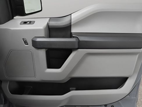 Used 2019 Ford F150 XL w/ Equipment Group 101A Mid AWD/4WD image 15
