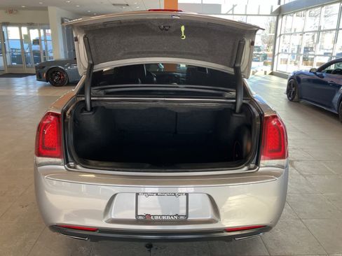 Used 2017 Chrysler 300 S image 26