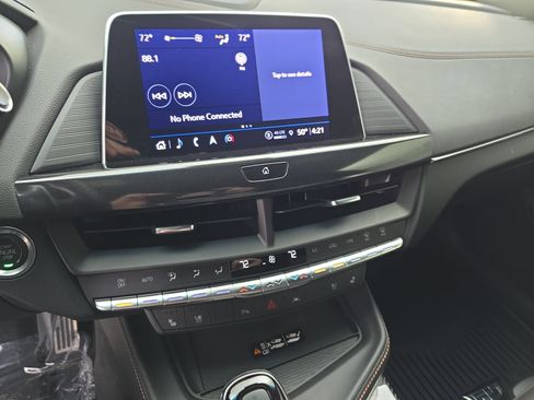 Used 2022 Cadillac CT4 V w/ Navigation Package image 19