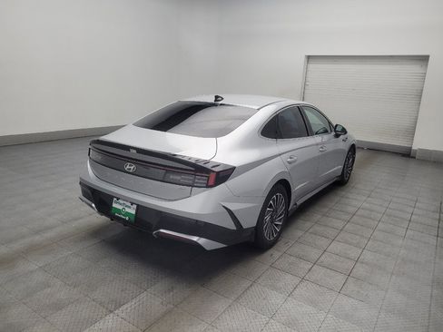 Used 2025 Hyundai Sonata SEL FWD image 9