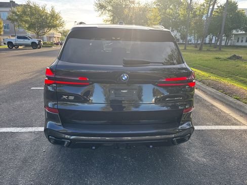 Used 2024 BMW X5 xDrive50e w/ M Sport Package image 5