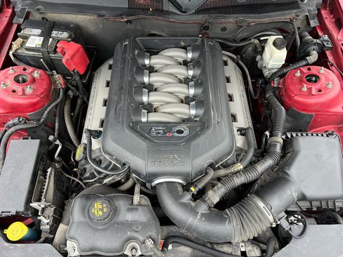 Used 2012 Ford Mustang GT Premium w/ HID Headlamps & Security Pkg image 14